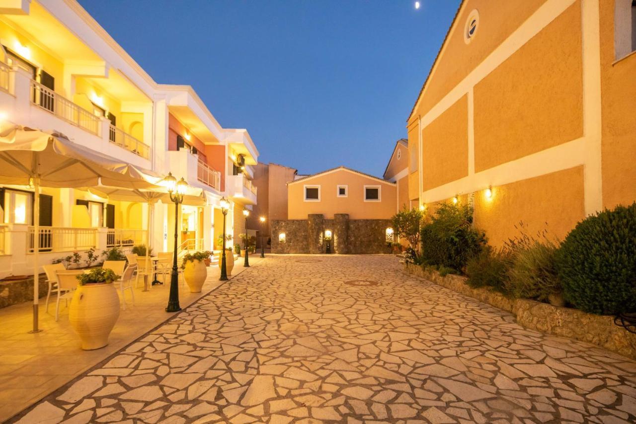 Hotel Rossis Mesongi Ngoại thất bức ảnh