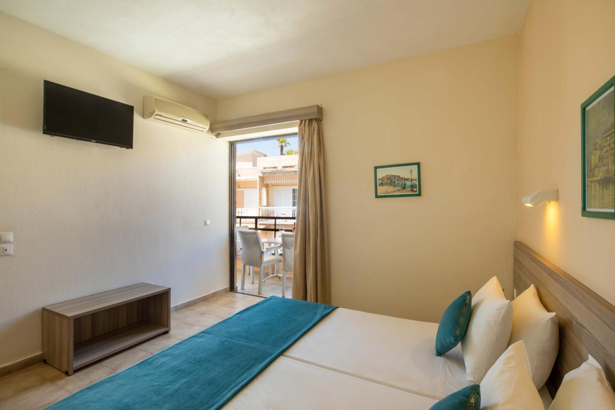 Hotel Rossis Mesongi Ngoại thất bức ảnh
